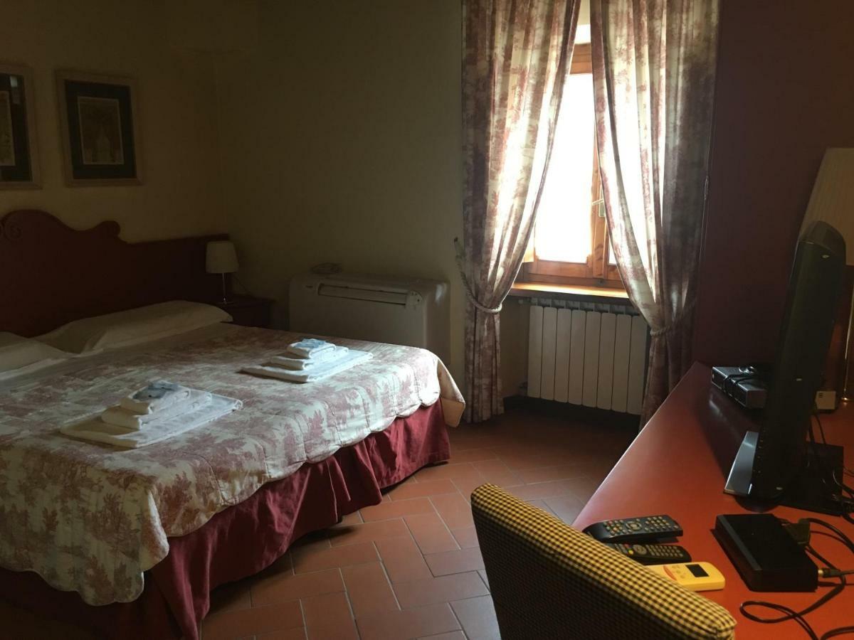 Locanda La Querce Montemurlo Kültér fotó